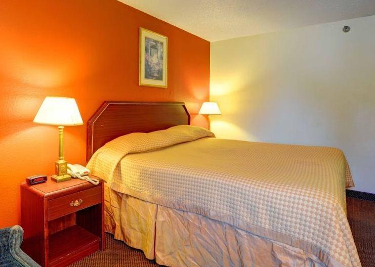 Super 8 by Wyndham Spring Lake/ Fort Bragg Rom bilde